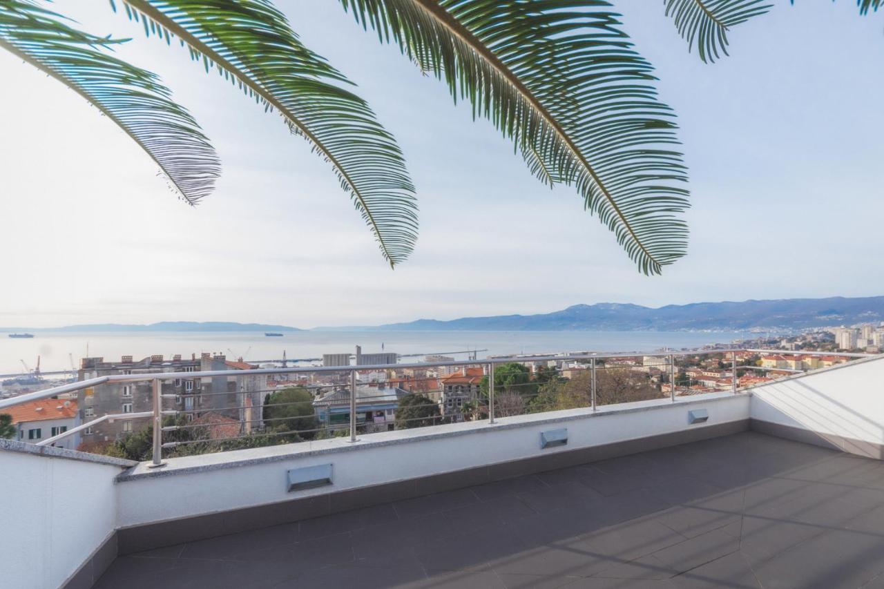 Penthouse Belvedere City View With Private Parking Rijeka Ngoại thất bức ảnh